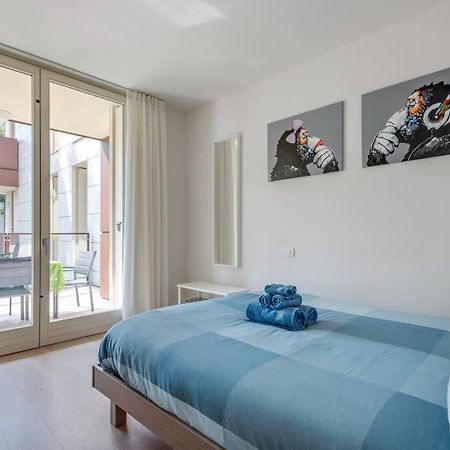 Easylife - Modern And Spacious Apt In Fiera City Life Милано Екстериор снимка